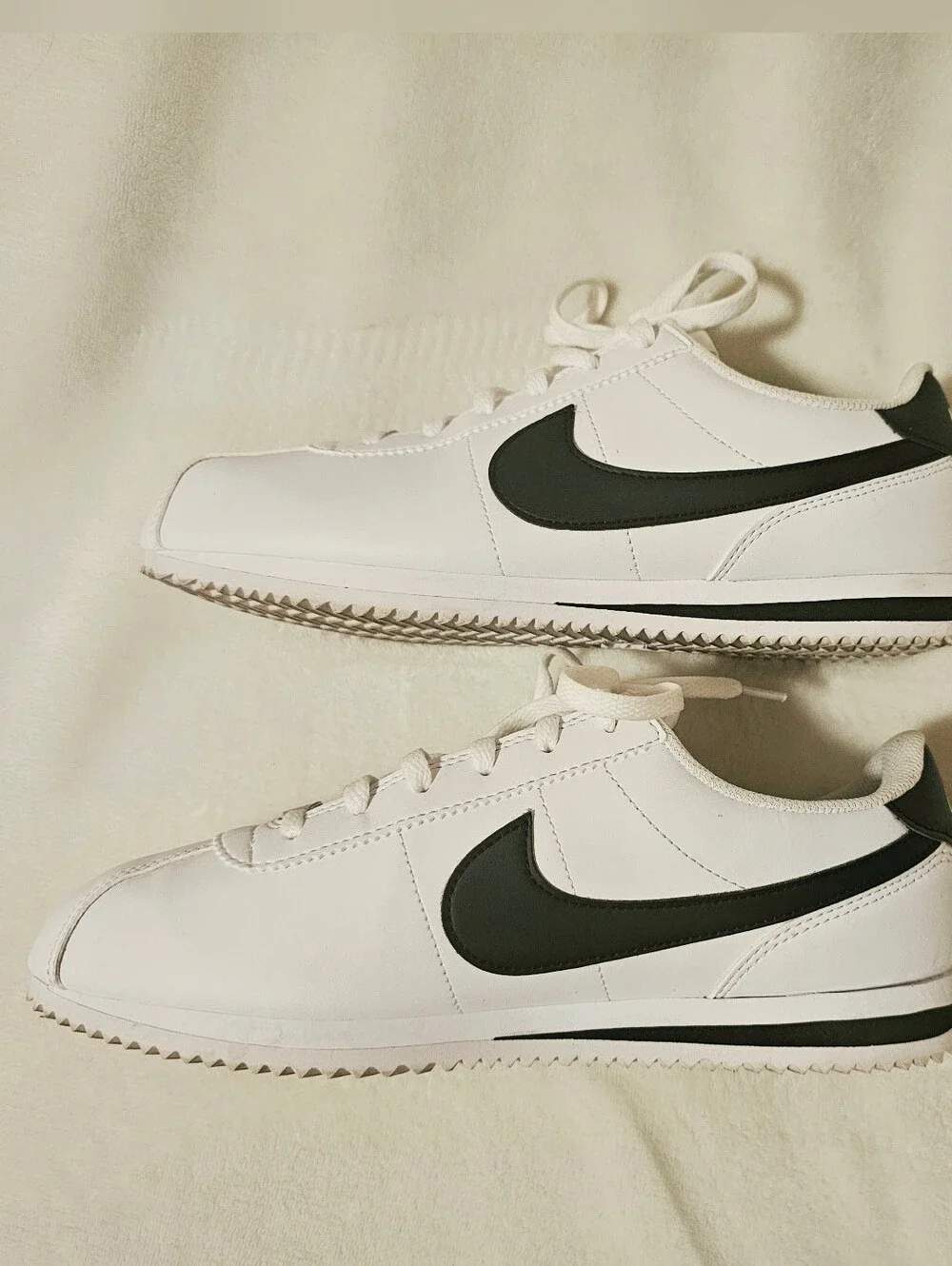 Nike Classic Cortez White And Blue Sneakers